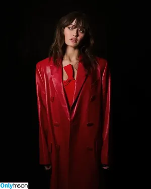 Ella Purnell / GRAYLINGPURNELL / ella_purnell nude photo #0498