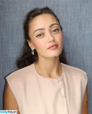 Ella Purnell / GRAYLINGPURNELL / ella_purnell nude photo #0501