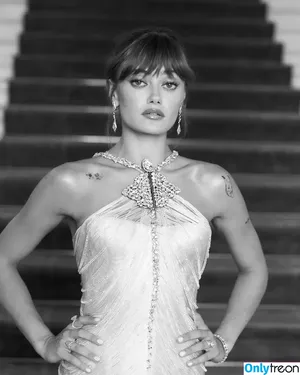 Ella Purnell / GRAYLINGPURNELL / ella_purnell nude photo #0506