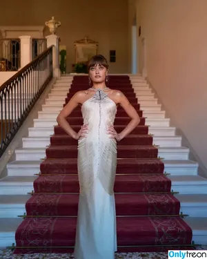 Ella Purnell / GRAYLINGPURNELL / ella_purnell nude photo #0507