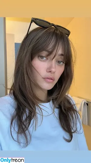 Ella Purnell / GRAYLINGPURNELL / ella_purnell nude photo #0570