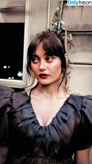 Ella Purnell / GRAYLINGPURNELL / ella_purnell nude photo #0838