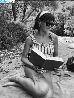 Ella Purnell / GRAYLINGPURNELL / ella_purnell nude photo #0855