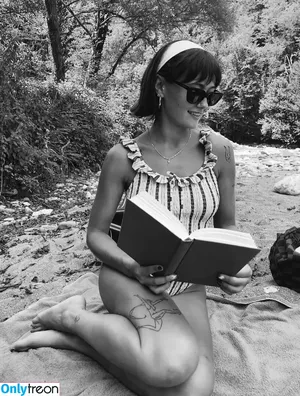 Ella Purnell / GRAYLINGPURNELL / ella_purnell nude photo #0860