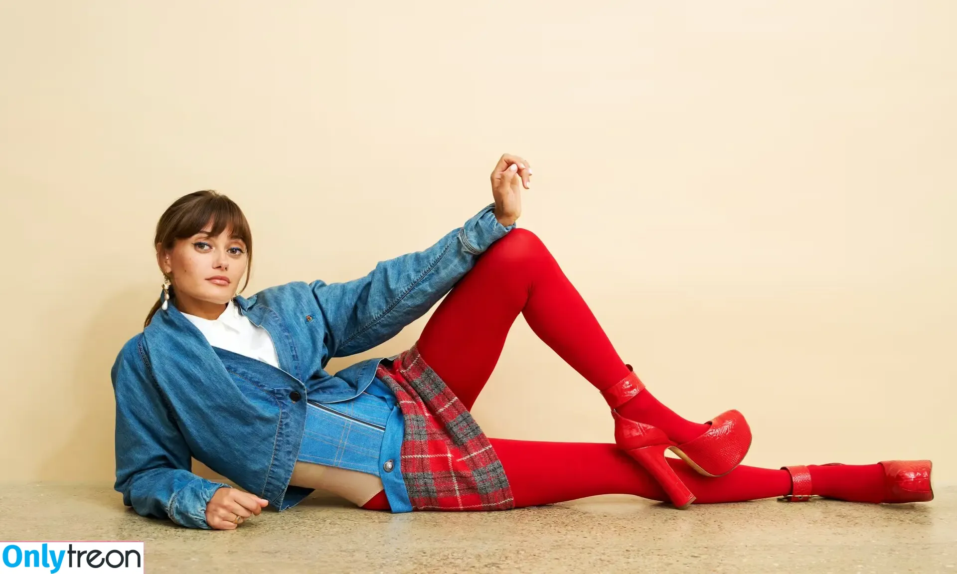 Ella Purnell nude photo #0542 (GRAYLINGPURNELL / ella_purnell)