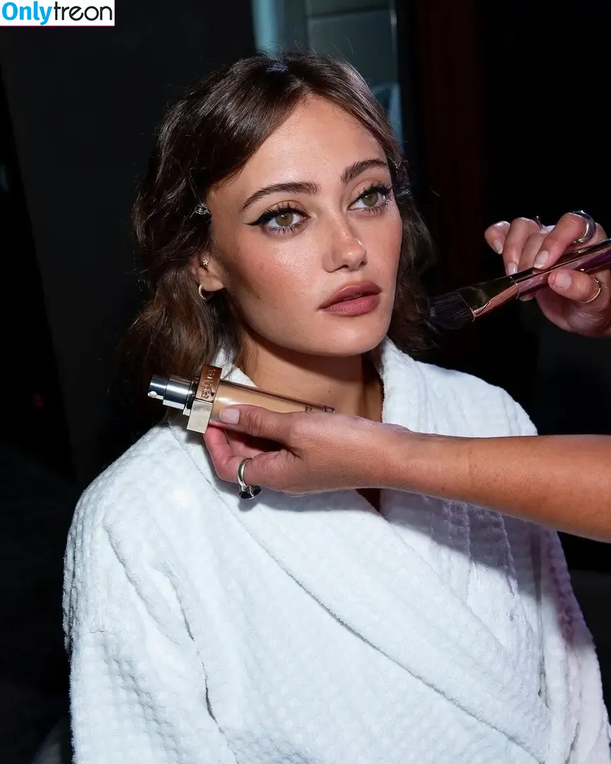 Ella Purnell nude photo #0544 (GRAYLINGPURNELL / ella_purnell)