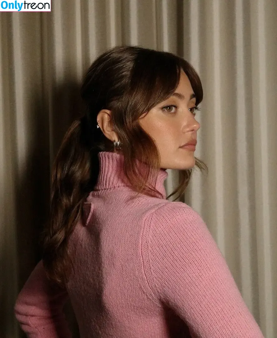 Ella Purnell nude photo #0565 (GRAYLINGPURNELL / ella_purnell)