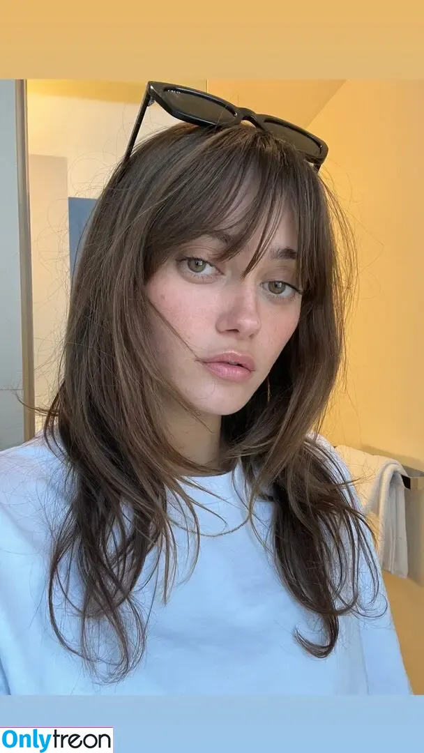 Ella Purnell nude photo #0570 (GRAYLINGPURNELL / ella_purnell)