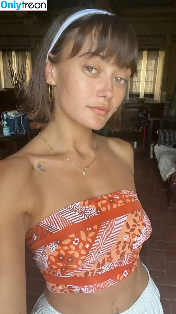 Ella Purnell nude photo #0844 (GRAYLINGPURNELL / ella_purnell)