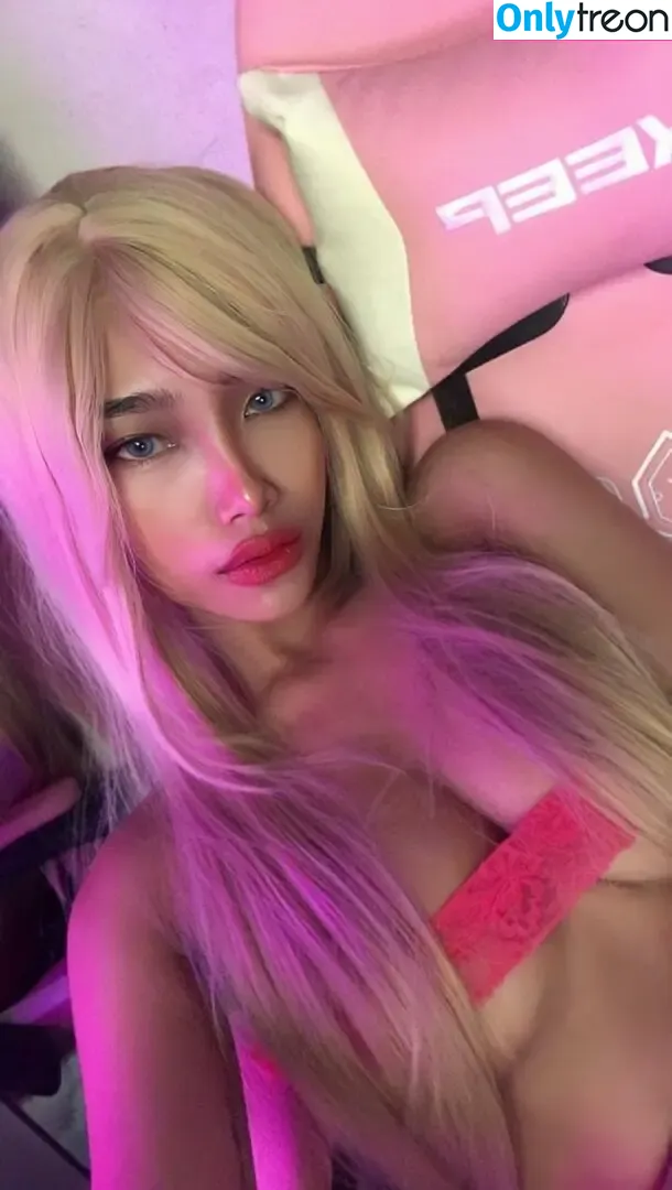Ellacos nude photo #0197 (june_likeamonth)