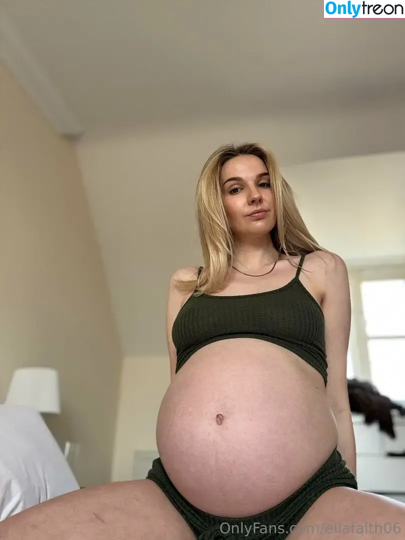 ellafaith06 nude photo #0026 (OF ella-faith / Reddit / ella_faith_06)