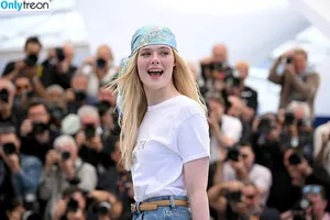 Elle Fanning / ellefanning nude photo #2920