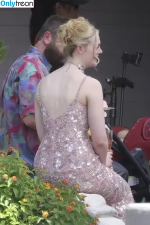 Elle Fanning / ellefanning nude photo #3000