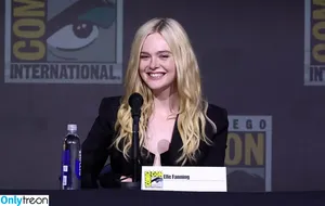 Elle Fanning / ellefanning nude photo #3020