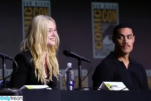 Elle Fanning / ellefanning nude photo #3021