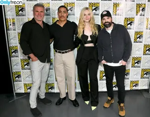 Elle Fanning / ellefanning nude photo #3056