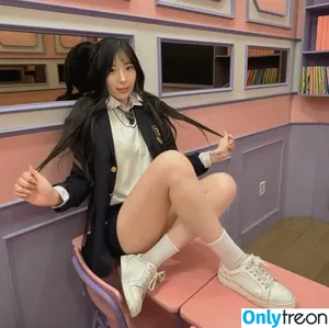 Elle Lee / daintybabyelle / elleleeofficial nude photo #0081