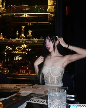 Elle Lee / daintybabyelle / elleleeofficial nude photo #0086