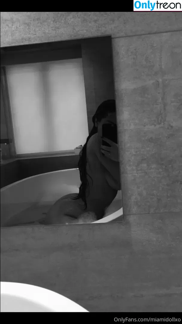 ellemamiii nude photo #0008 (_elimamiii)