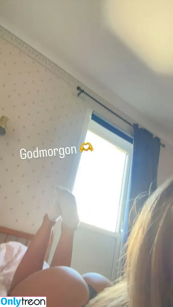 Elleneriksson nude photo #0101 (Alleeeed / ellen.e05)