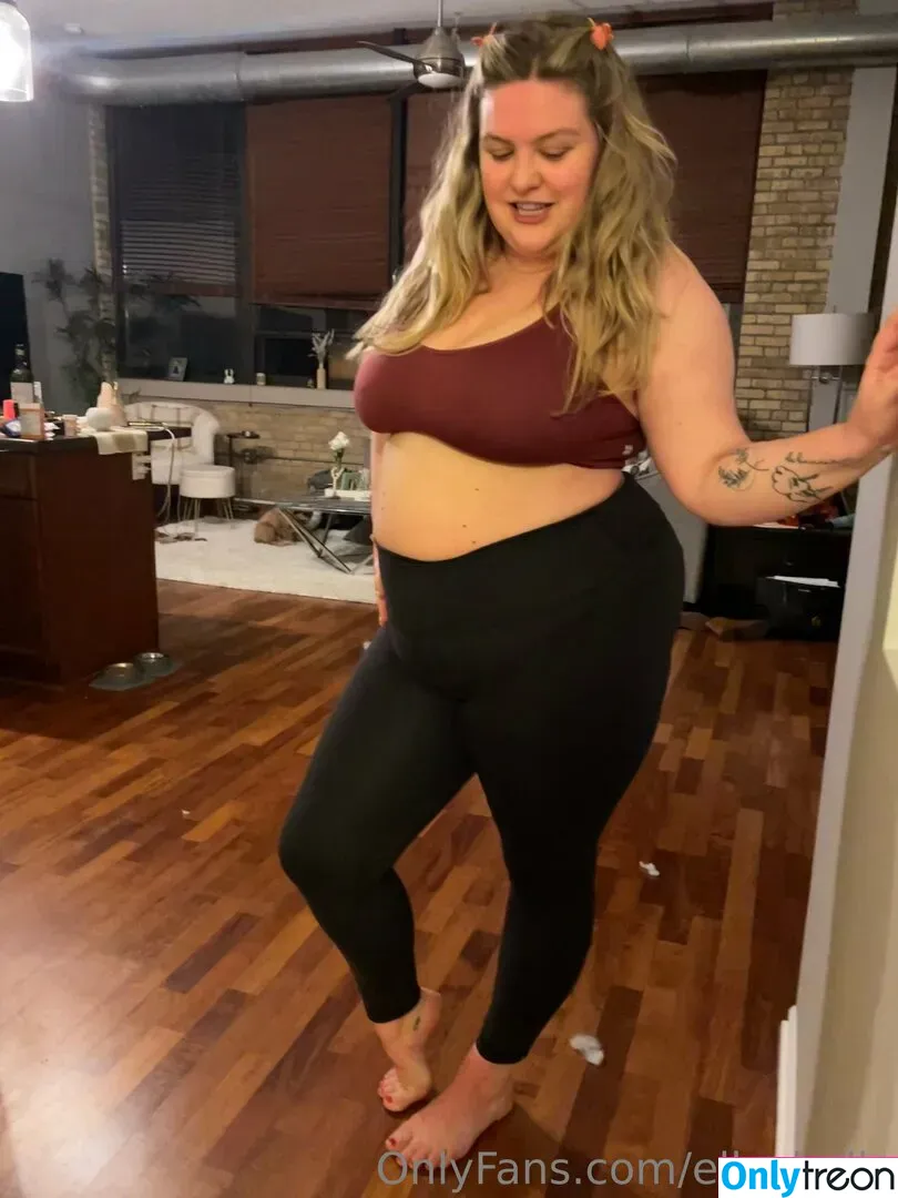 ellesbelly nude photo #0016 (ellesbelly)