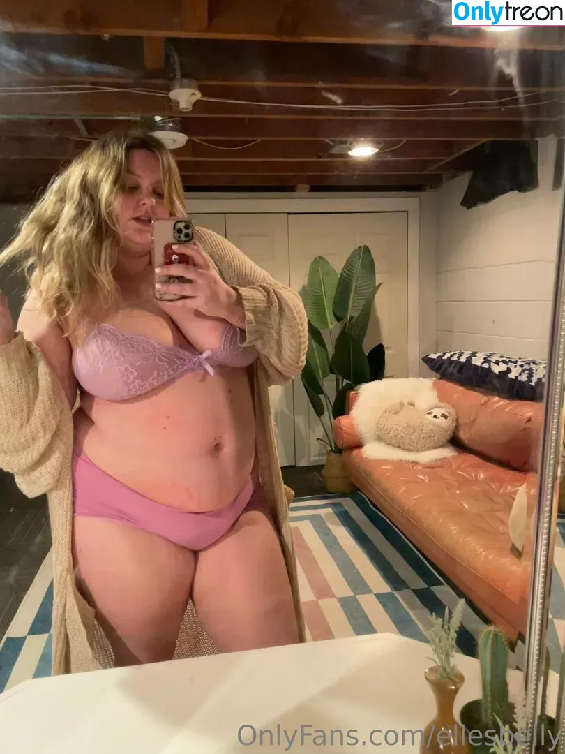 ellesbelly nude photo #0022 (ellesbelly)