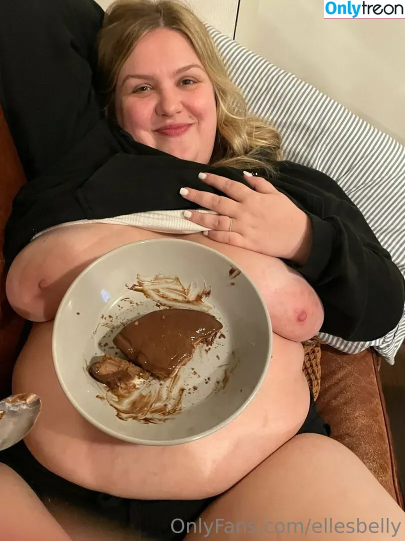 ellesbelly nude photo #0088 (ellesbelly)