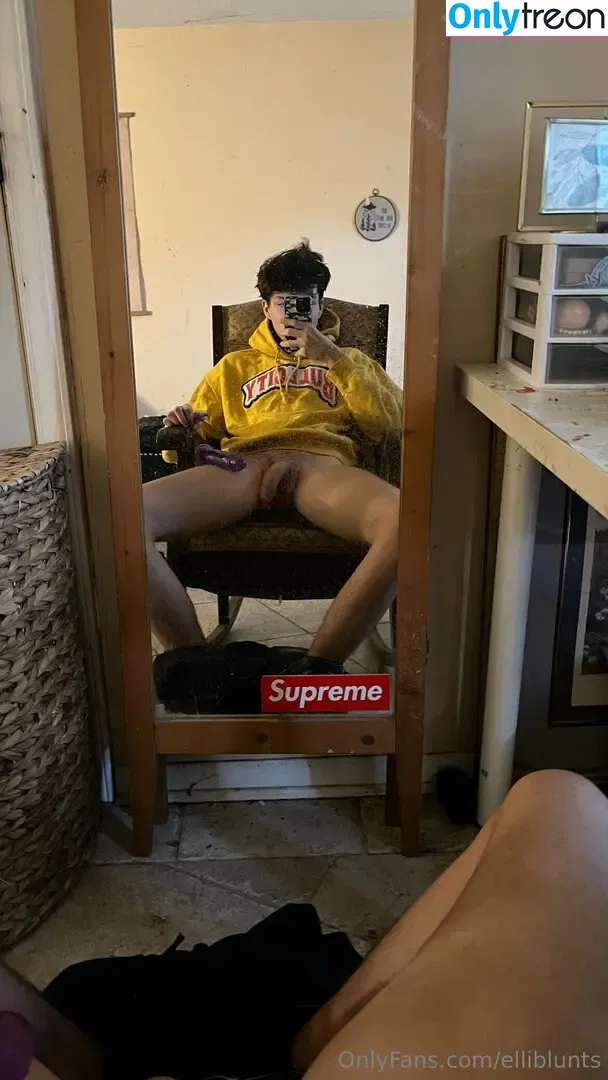 elliblunts nude photo #0006 (ellibluntz)