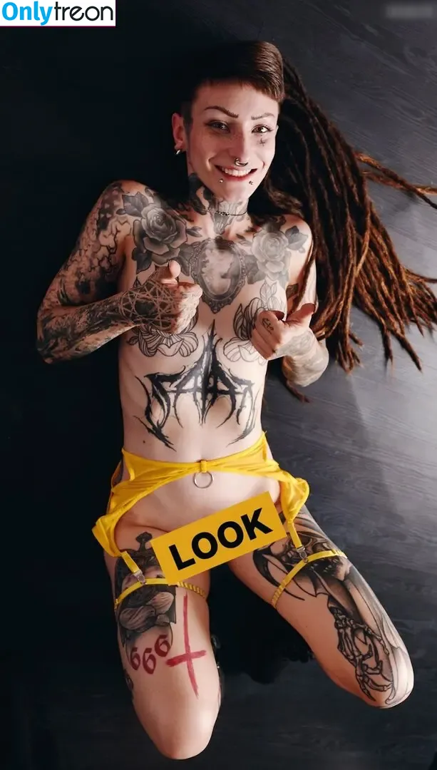 ElliDings666 nude photo #0110 (elli_dings666 / skyress_vip)
