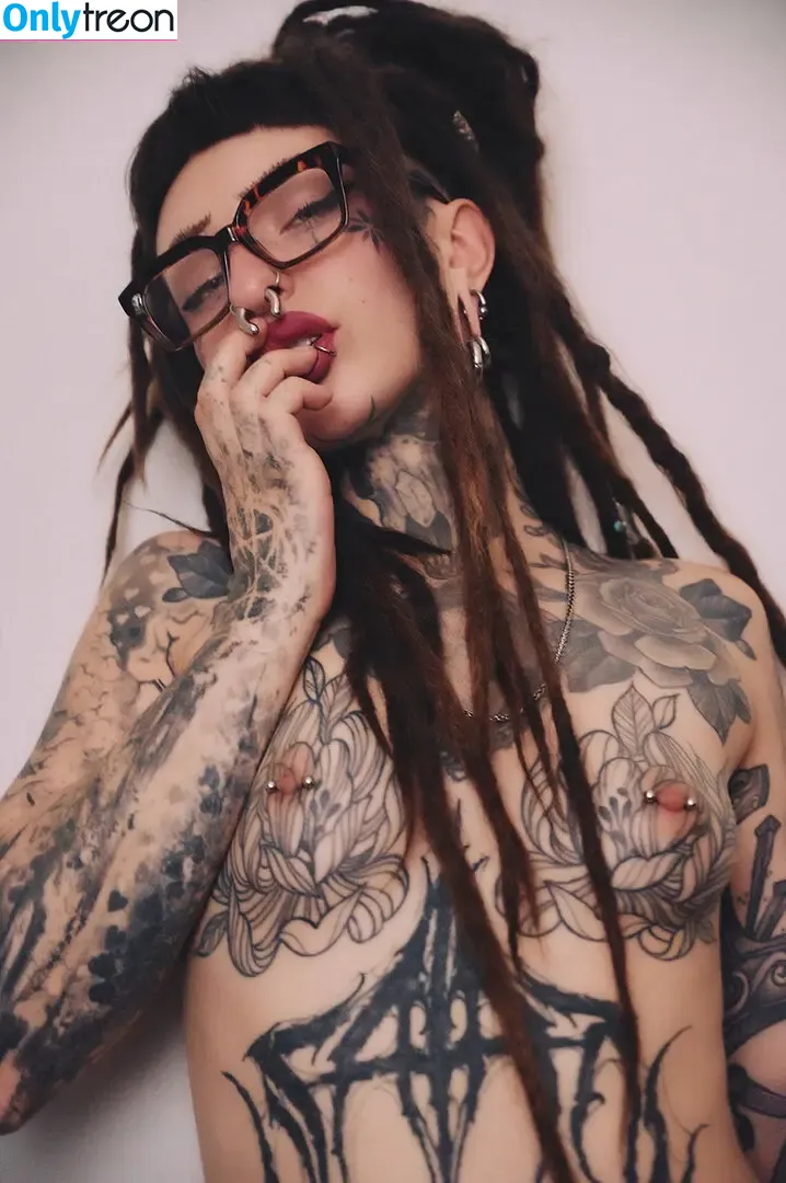 ElliDings666 nude photo #0123 (elli_dings666 / skyress_vip)