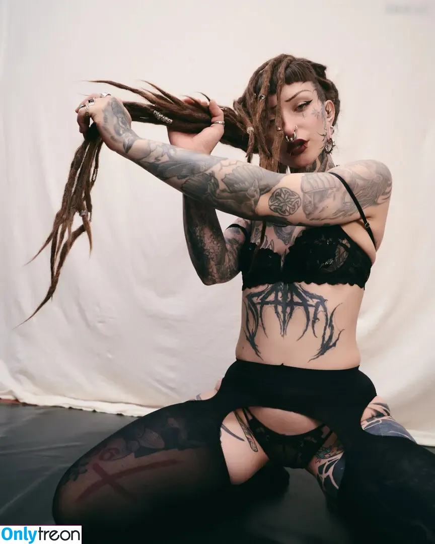 ElliDings666 nude photo #0156 (elli_dings666 / skyress_vip)
