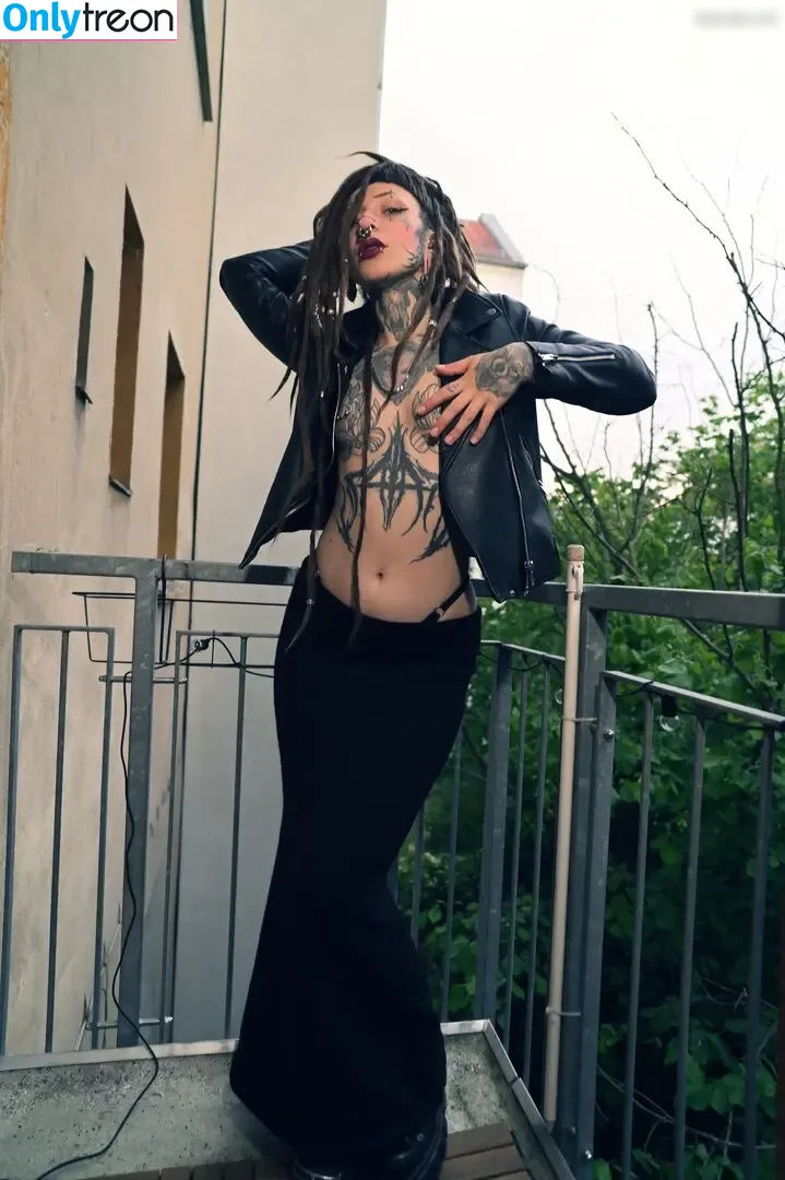 ElliDings666 nude photo #0159 (elli_dings666 / skyress_vip)