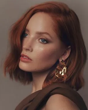 Ellie Bamber / elliebamber_ / honeybambs nude photo #0003