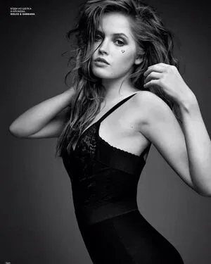 Ellie Bamber / elliebamber_ / honeybambs nude photo #0181