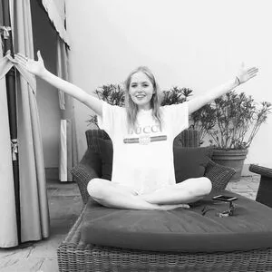 Ellie Bamber / elliebamber_ / honeybambs nude photo #0244