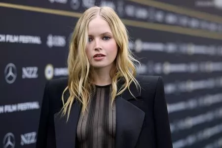 Ellie Bamber / elliebamber_ / honeybambs nude photo #0281