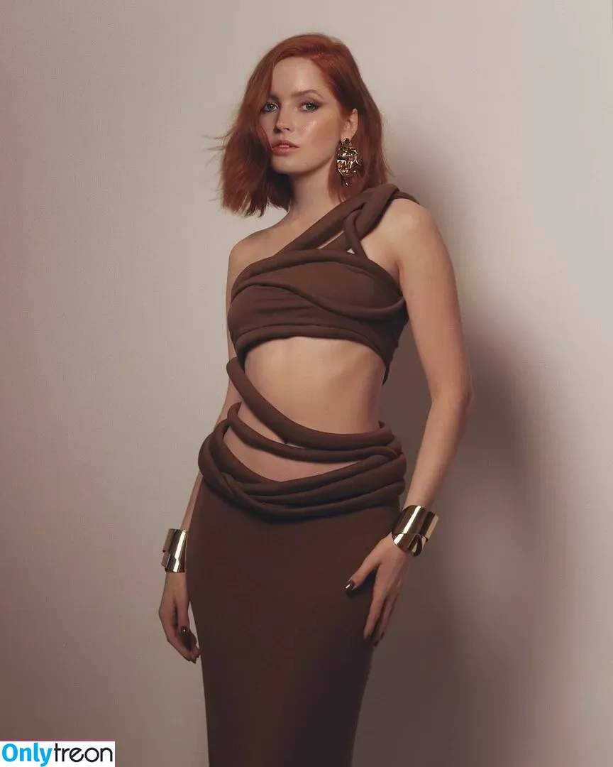 Ellie Bamber nude photo #0002 (elliebamber_ / honeybambs)