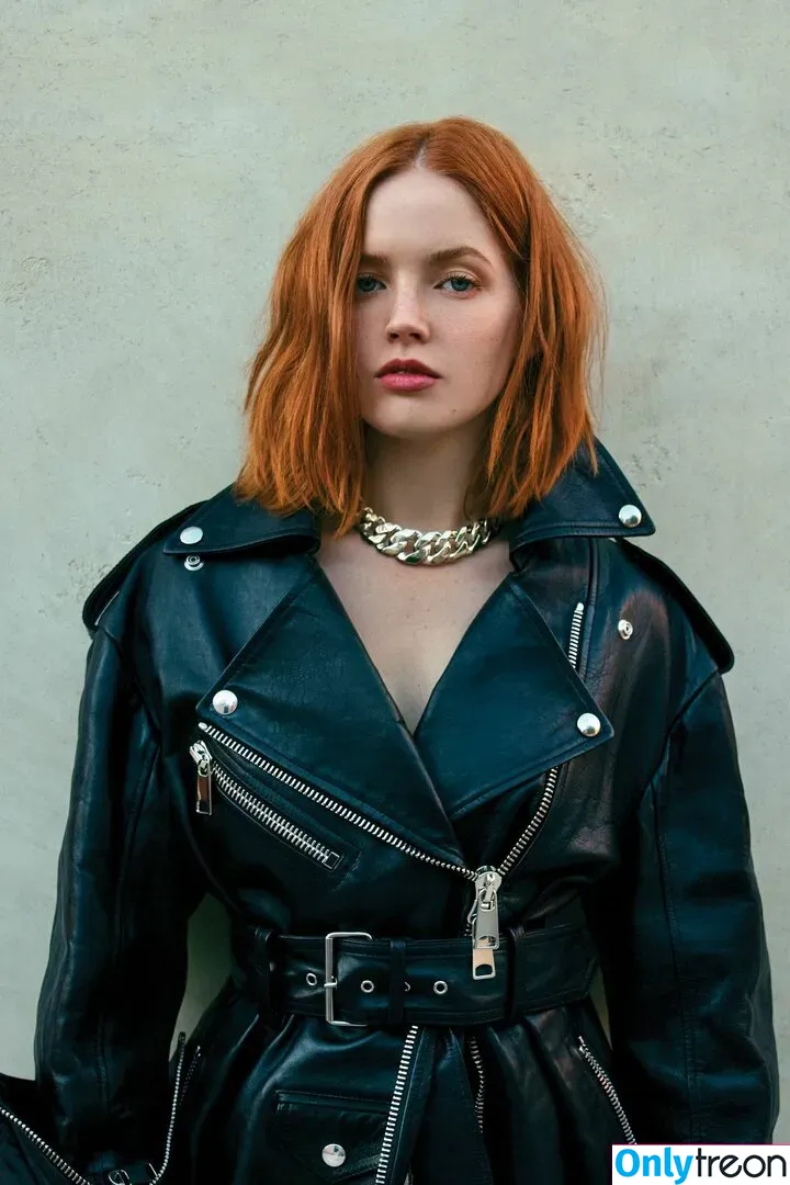 Ellie Bamber nude photo #0020 (elliebamber_ / honeybambs)