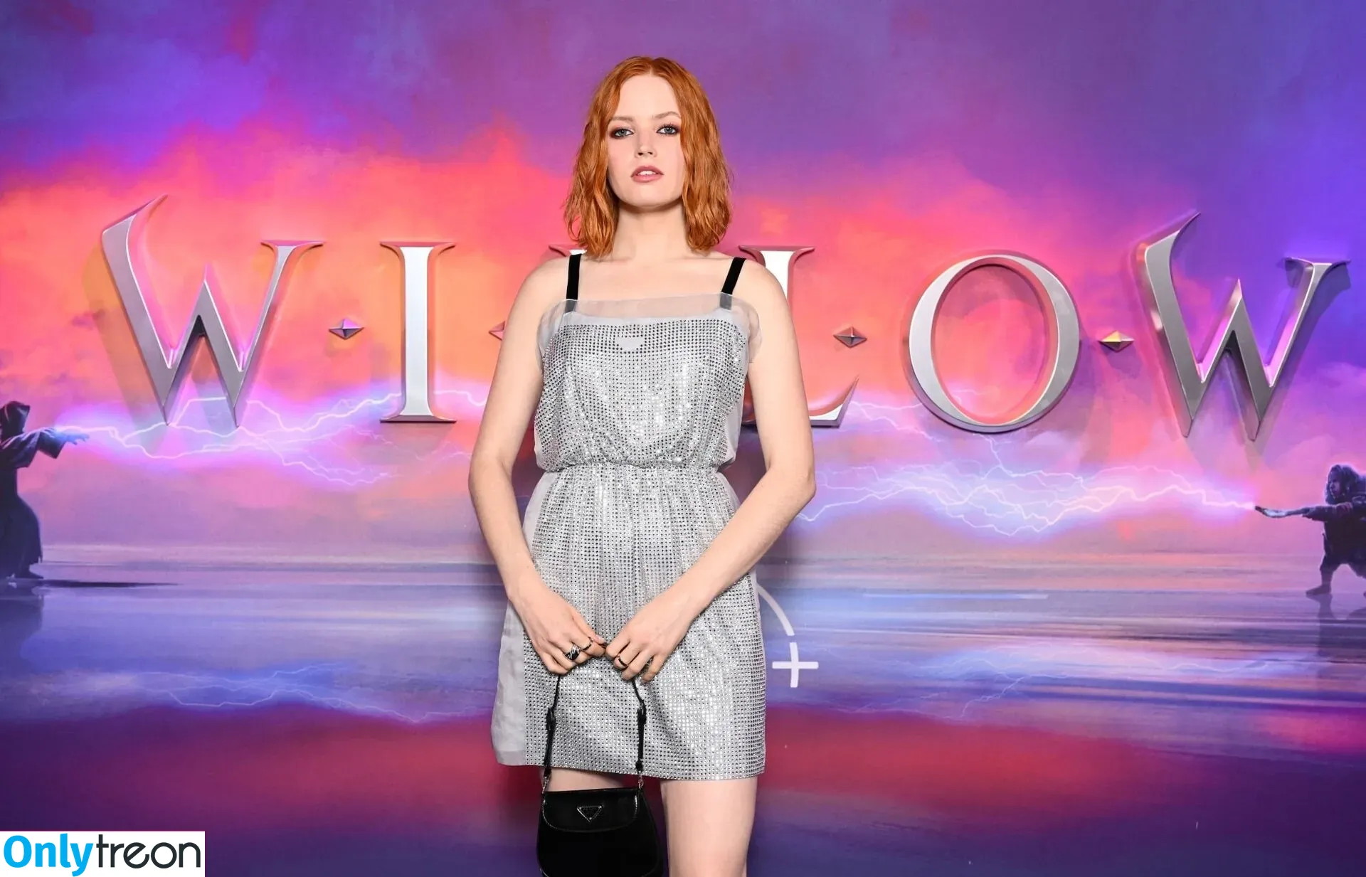 Ellie Bamber nude photo #0109 (elliebamber_ / honeybambs)