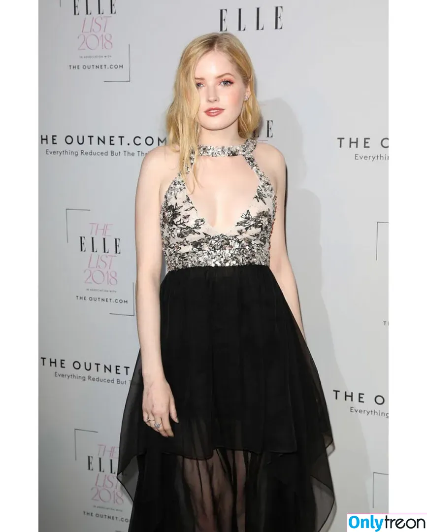 Ellie Bamber nude photo #0134 (elliebamber_ / honeybambs)