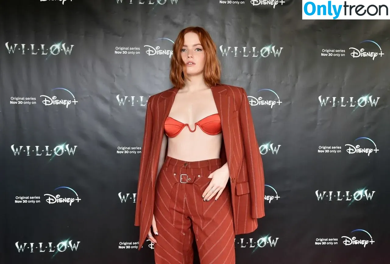 Ellie Bamber nude photo #0173 (elliebamber_ / honeybambs)