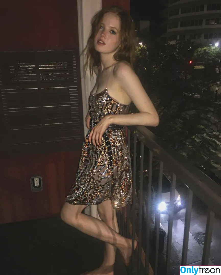 Ellie Bamber nude photo #0196 (elliebamber_ / honeybambs)
