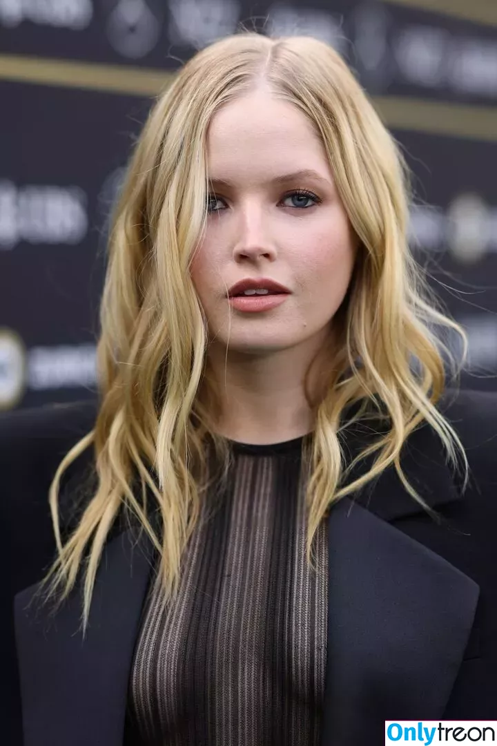 Ellie Bamber nude photo #0255 (elliebamber_ / honeybambs)