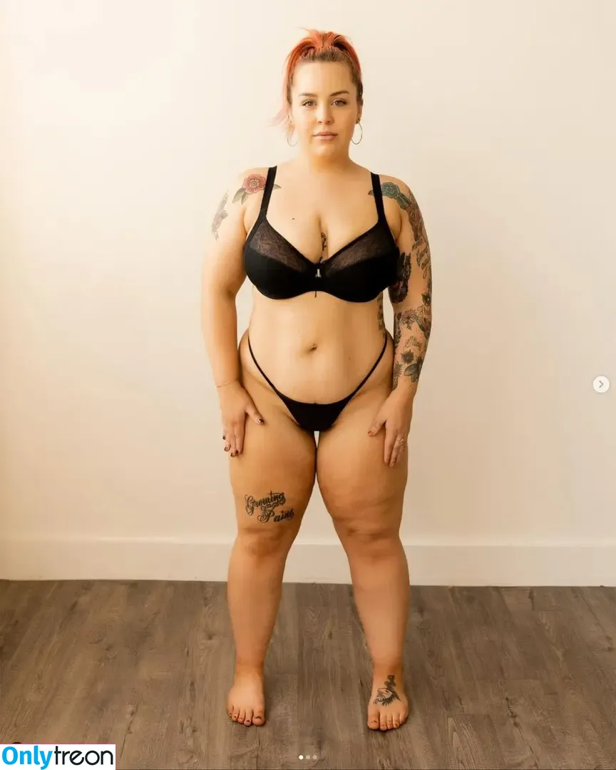 Ellie Blue nude photo #0042 (Ellie Blue Gregoria / hopetastesweet)