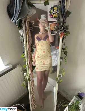 Ellie Done / elliedonex / sisbliss nude photo #0004