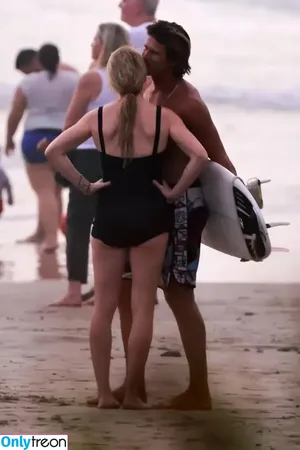 Ellie Goulding / elliegoulding / zarinamae nude photo #0936
