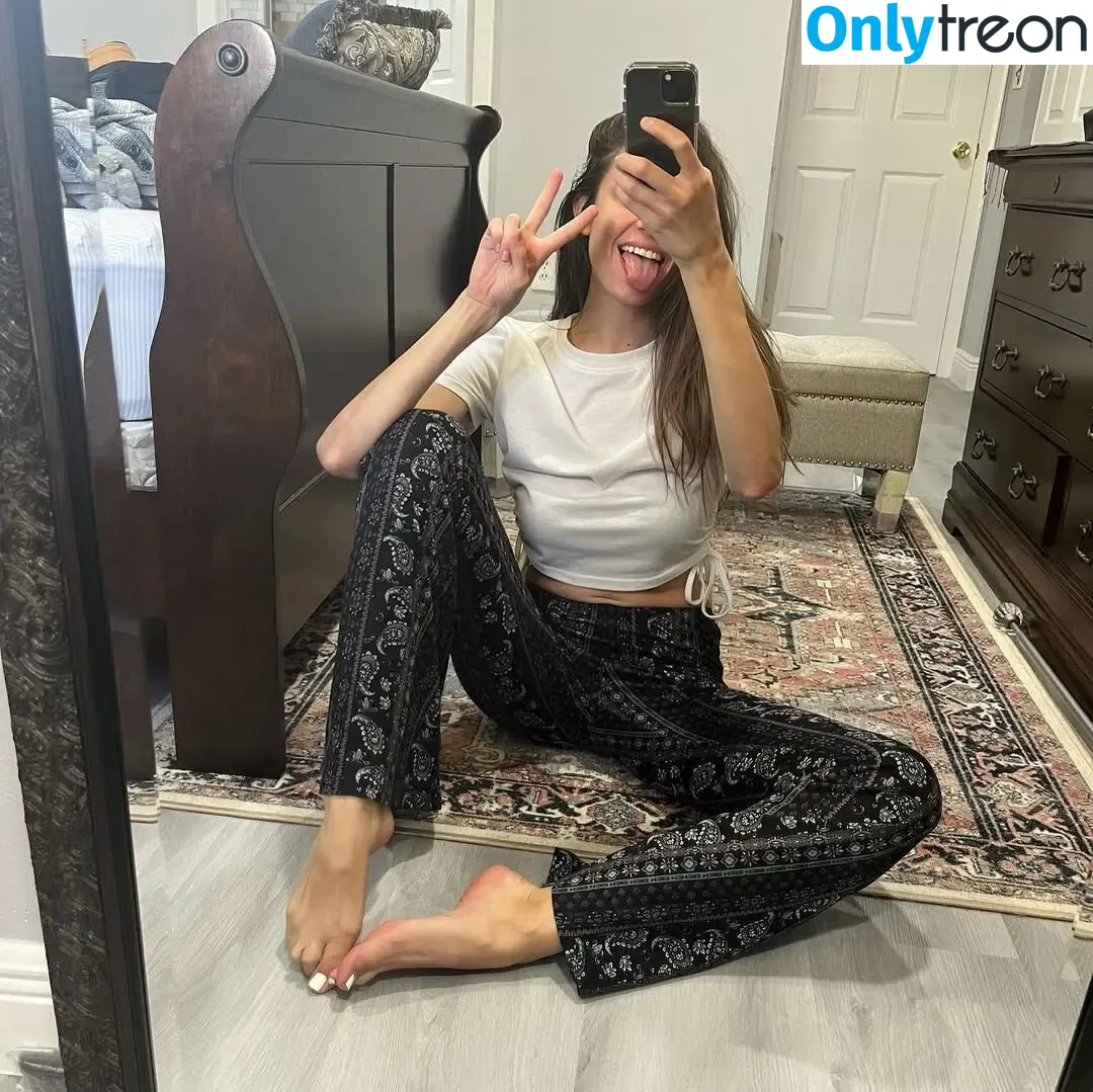 Ellie Marie nude photo #0032 (elliemarie138 / elliemarie138_)