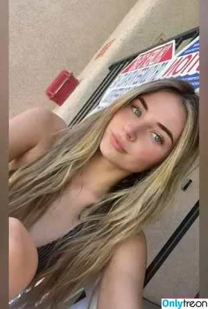 ellieanderson / ellieanderphd nude photo #0002