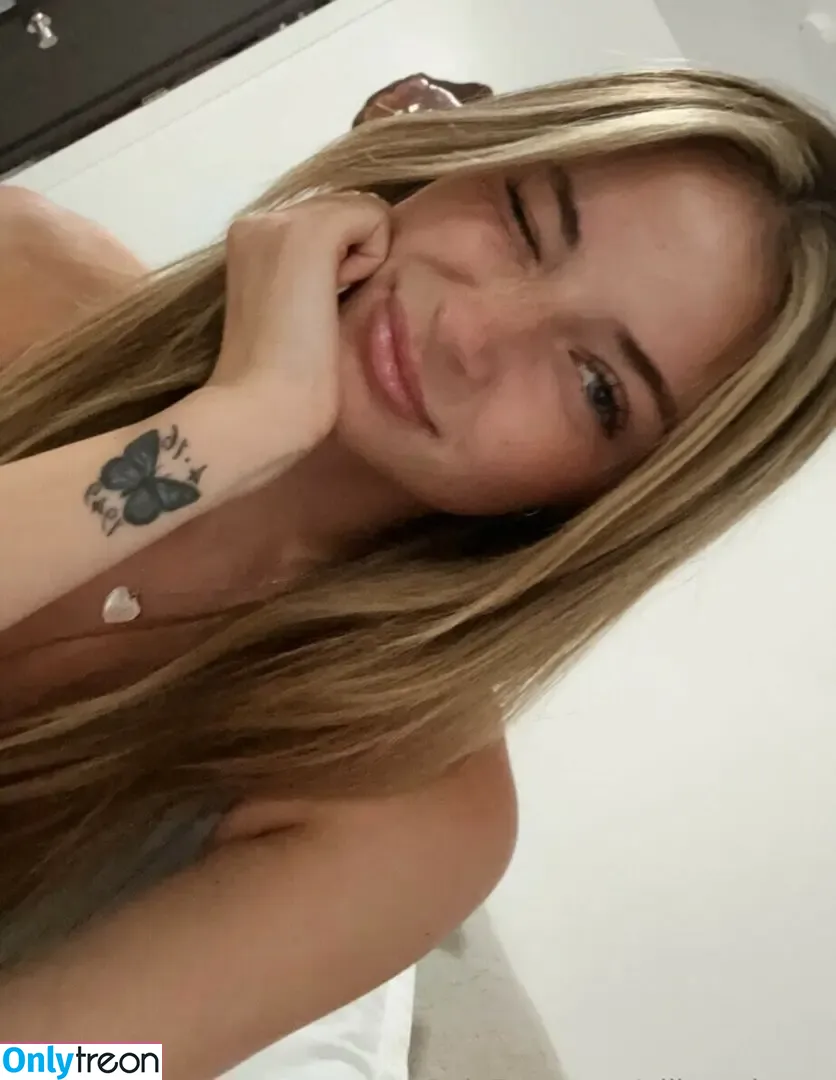 ellieanderson nude photo #0001 (ellieanderphd)