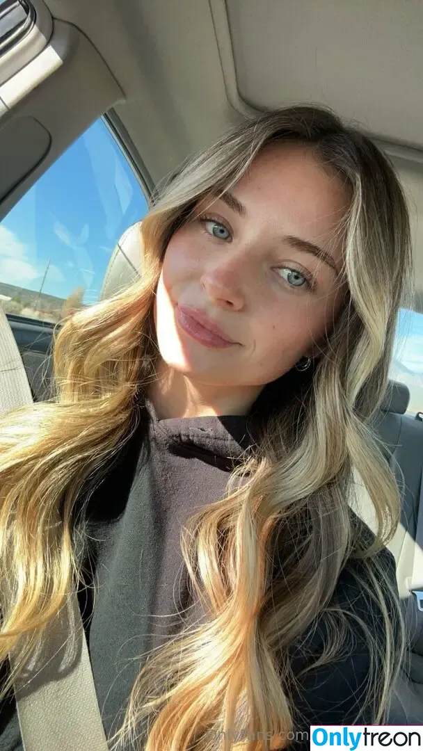 ellieanderson nude photo #0058 (ellieanderphd)